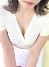 新人はな(研修生)